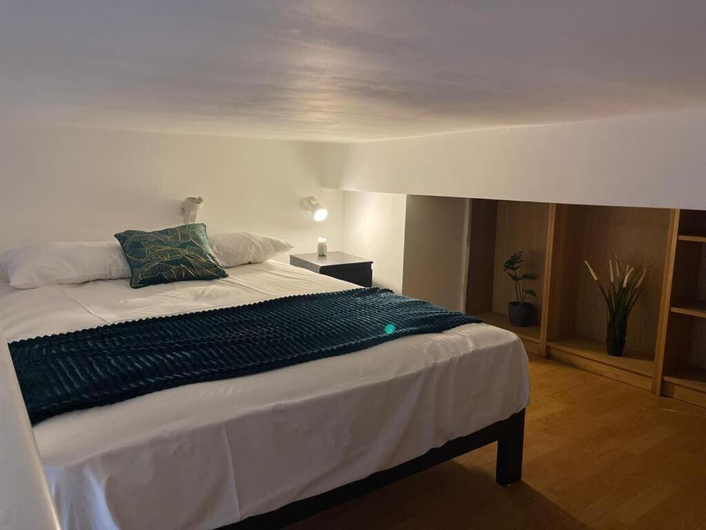 Portobello Road Artistic Studios 'Budget' Londres Quarto foto