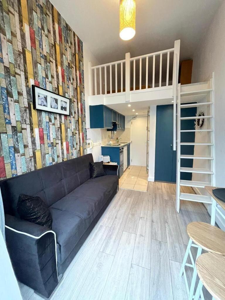 Portobello Road Artistic Studios 'Budget' Londres Quarto foto