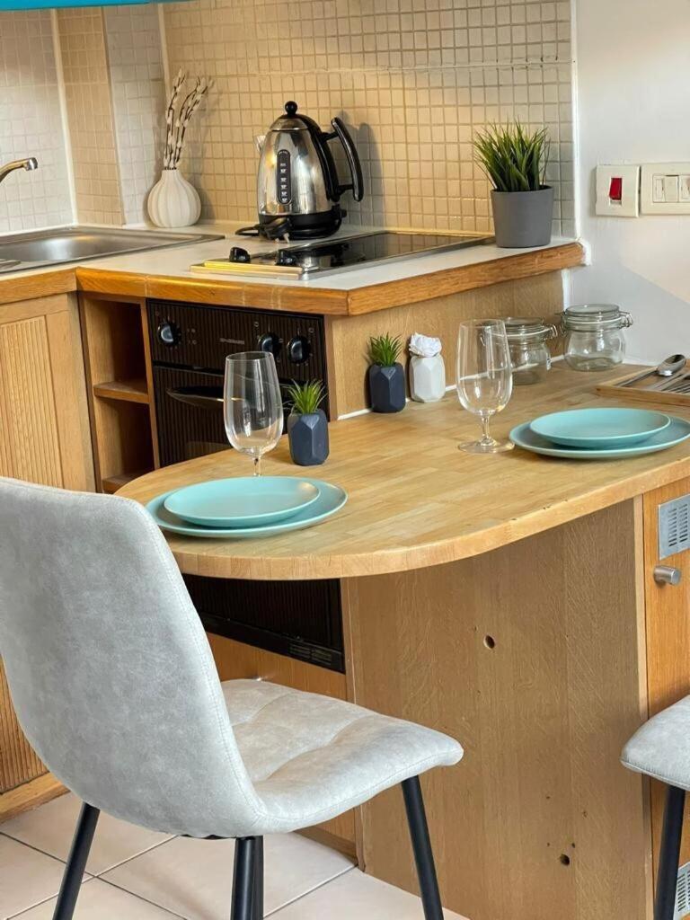 Portobello Road Artistic Studios 'Budget' Londres Quarto foto
