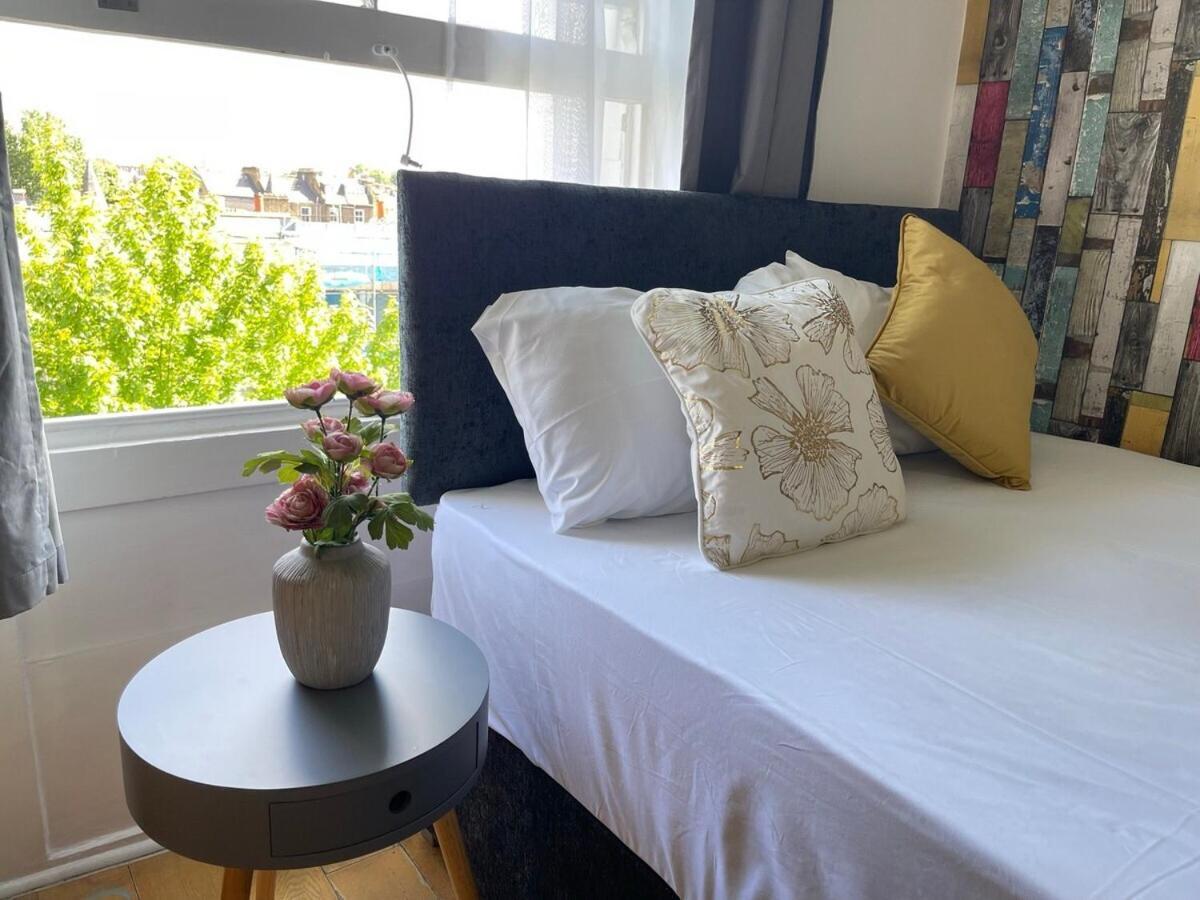 Portobello Road Artistic Studios 'Budget' Londres Quarto foto