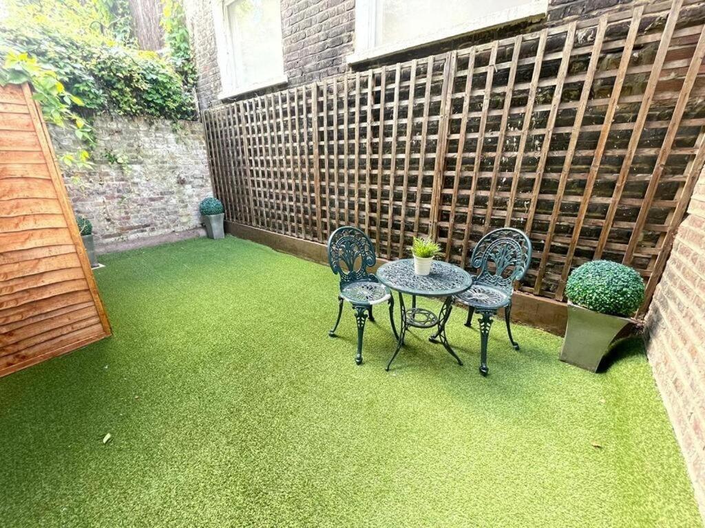 Portobello Road Artistic Studios 'Budget' Londres Quarto foto